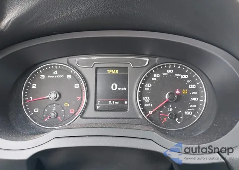 2016 Audi Q3 2.0T Premium Plus z USA, uszkodzony, nr VIN WA1GFCFSXGR012826